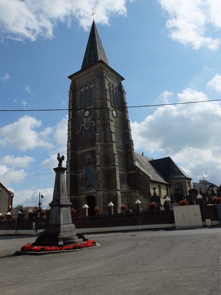 paillencourt_-_place_de_leglise